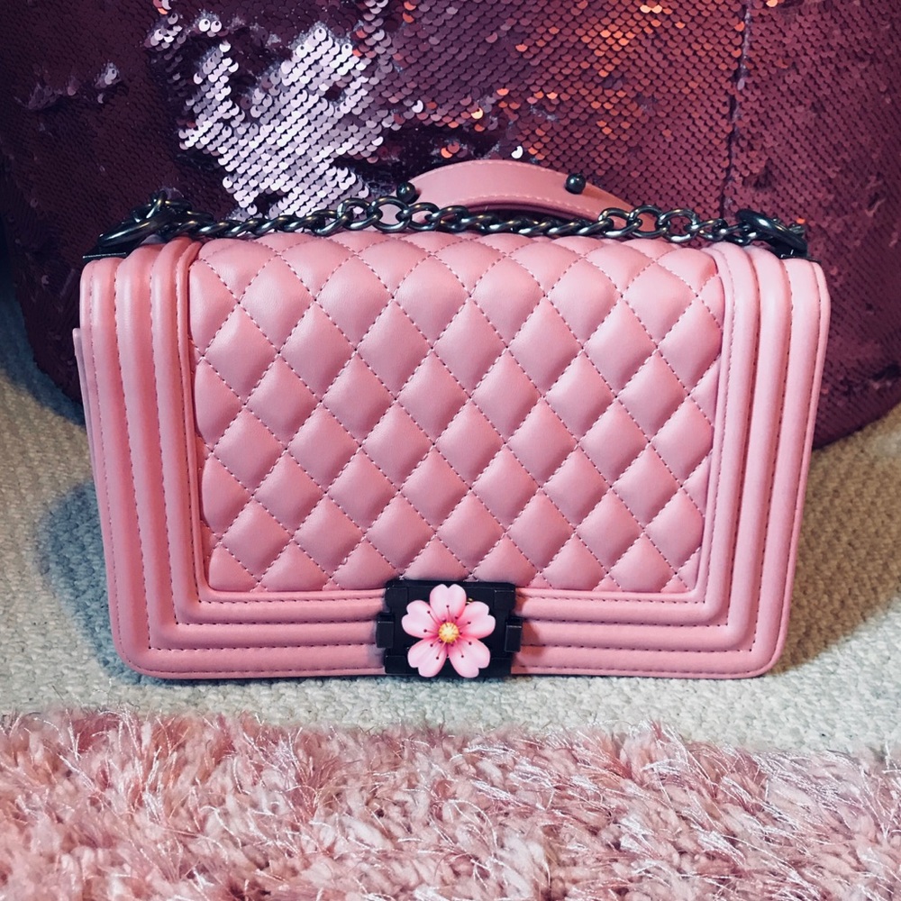 🌸OFFERS?🌸 Large Quilted Boy Bag